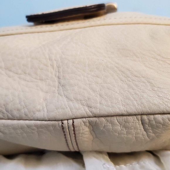 B. Makowsky Cream Leather Bag - Picture 9 of 16